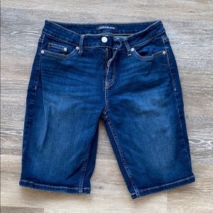 Calvin Klein size 6 Jean shorts
